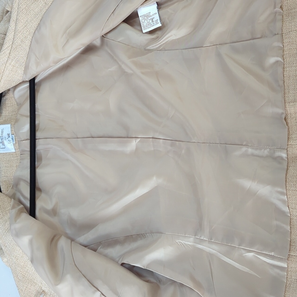 Le Suit, Lightweight Beige Blazer. Sz 14 - Picture 7 of 8